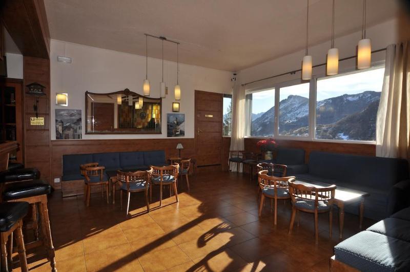 Hotel Tirol Formigal Extérieur photo