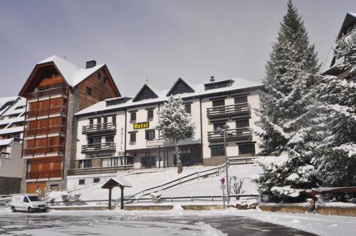 Hotel Tirol Formigal Extérieur photo